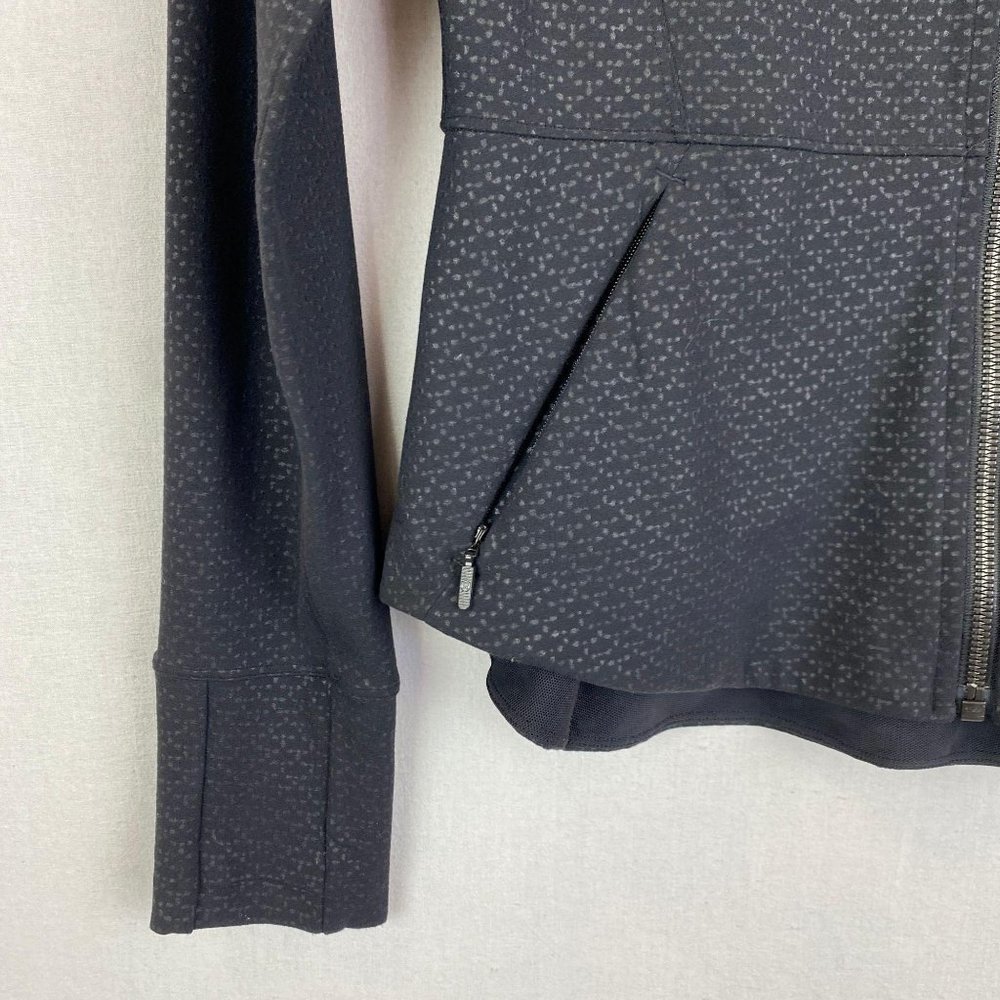 Lululemon Light Pattern Zip Jacket - image 5